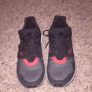 🚨SALE🚨 Adidas Alpha Bounce